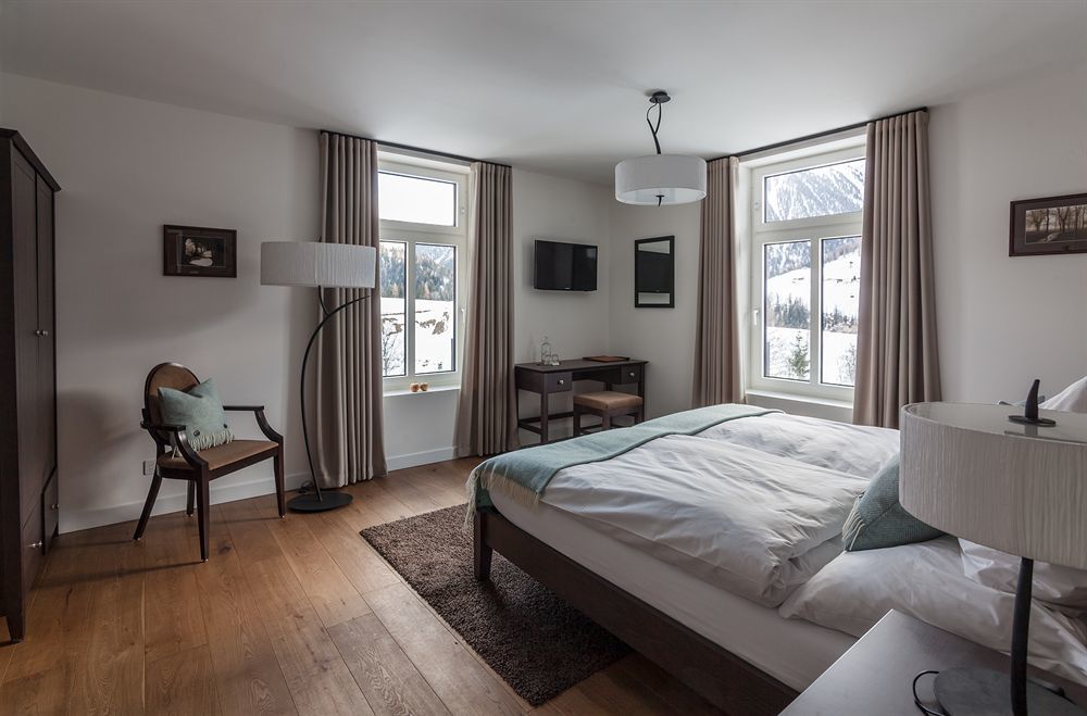 Boutique-Hotel Garni Bellevue Davos Wiesen Exterior photo